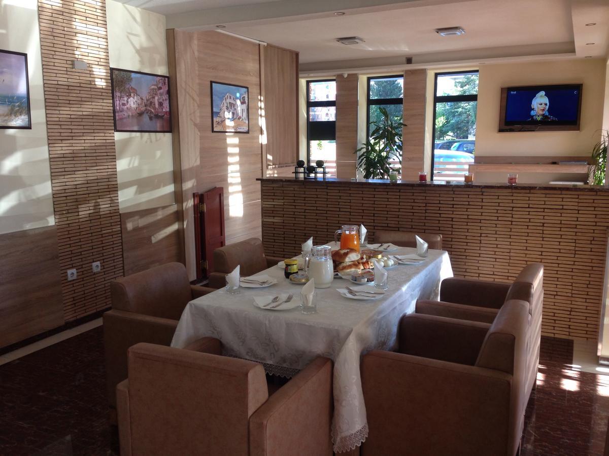 Hotel Millenium2 Prizren Dış mekan fotoğraf